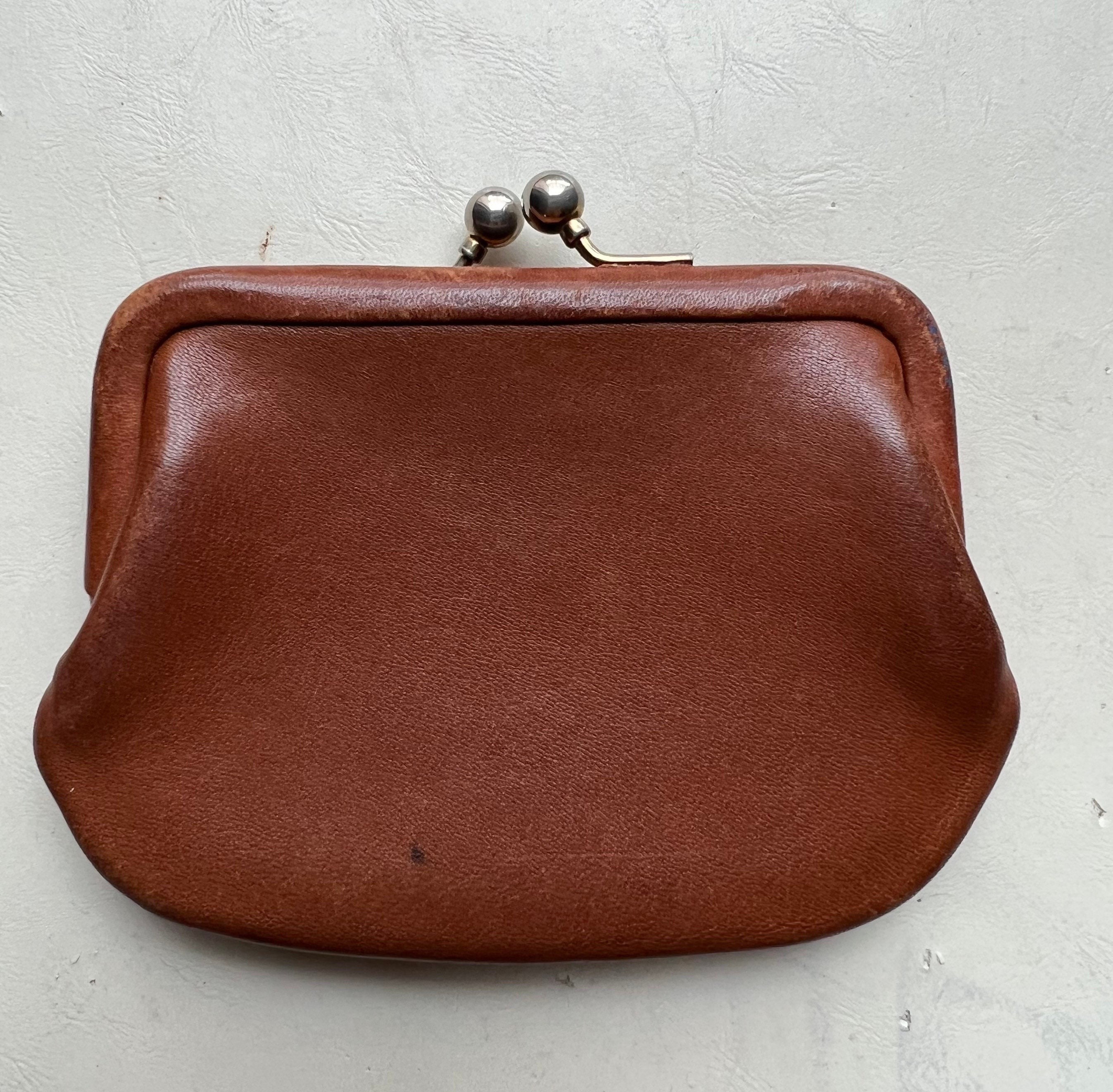 Leather Small Clasp Coin Purse ,leather Coin Purse, Genuine Leather Coin  Purse, Leather Pouch, Wallet, Coin Purse 