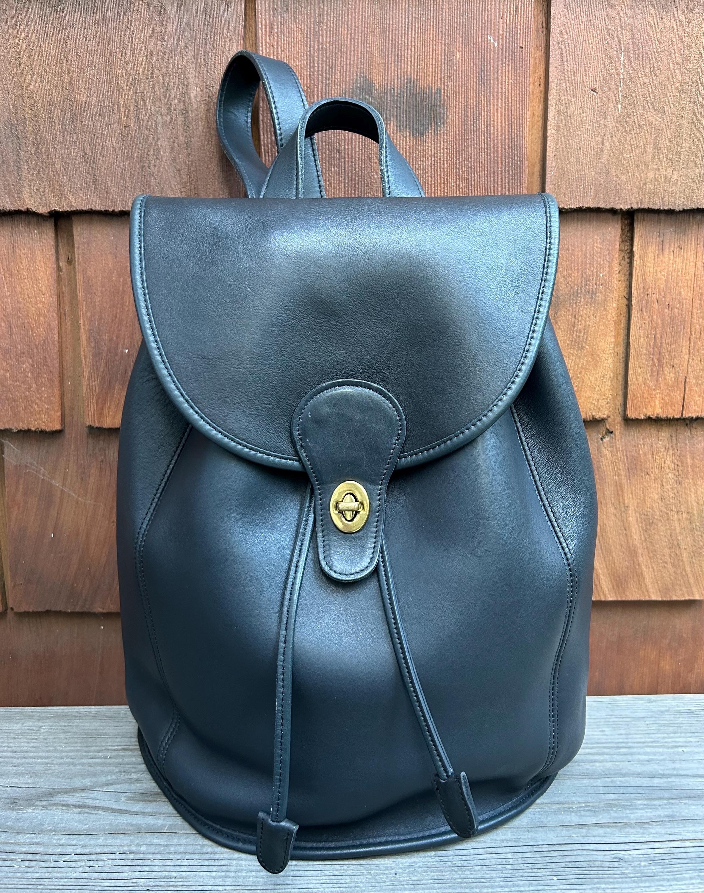 バッグ Vintage Coach Day Pack Navy Leather USA il_1080xN.6398331505_czt3.jpg