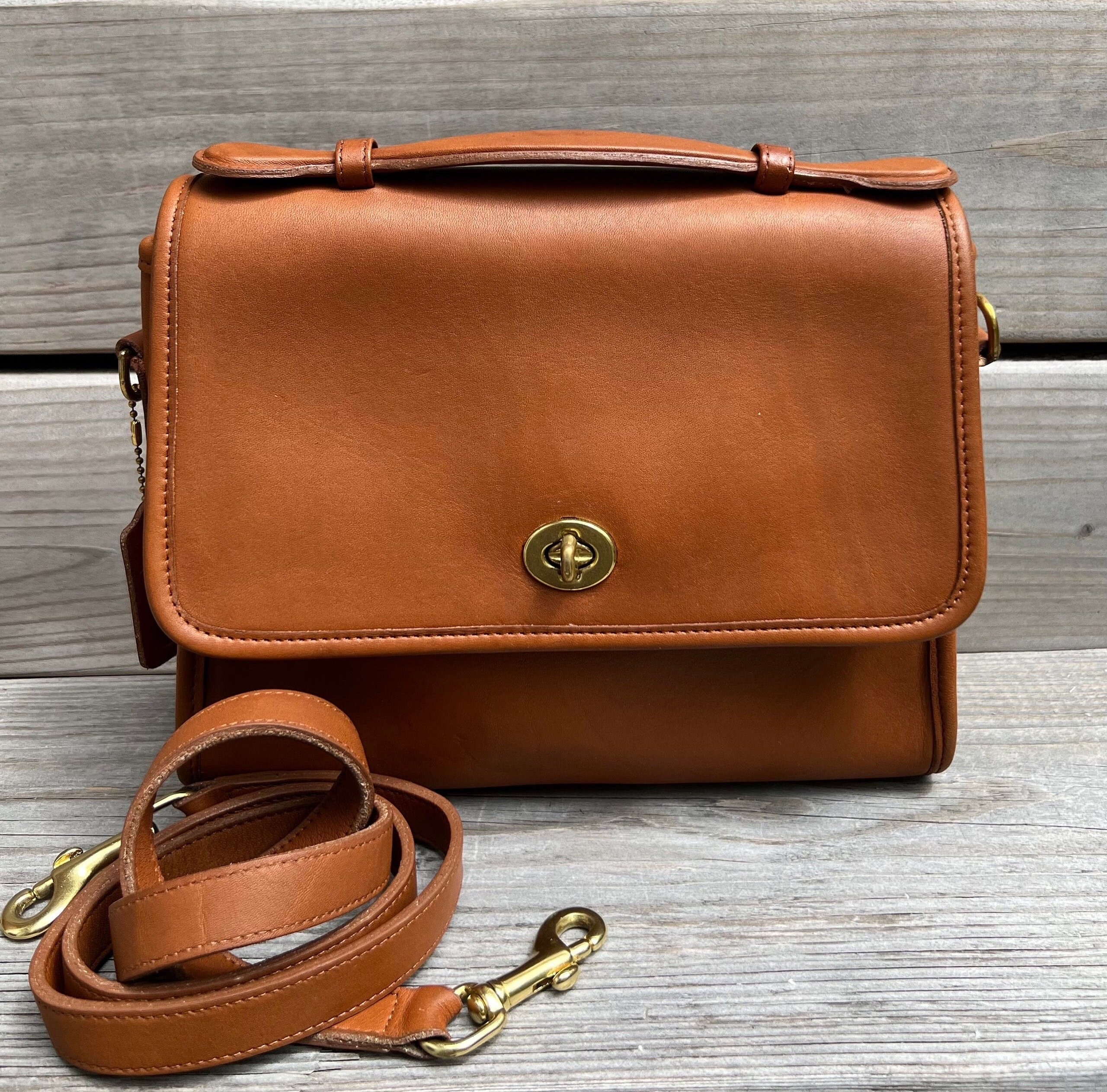 coach court bag british tan