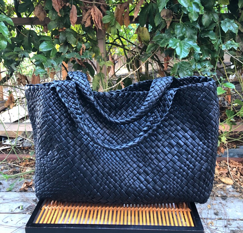 falor woven tote
