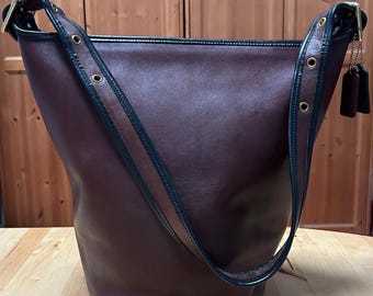 Vintage Coach Wooster Bag 4142 Black Leather Shoulder Hobo Made in