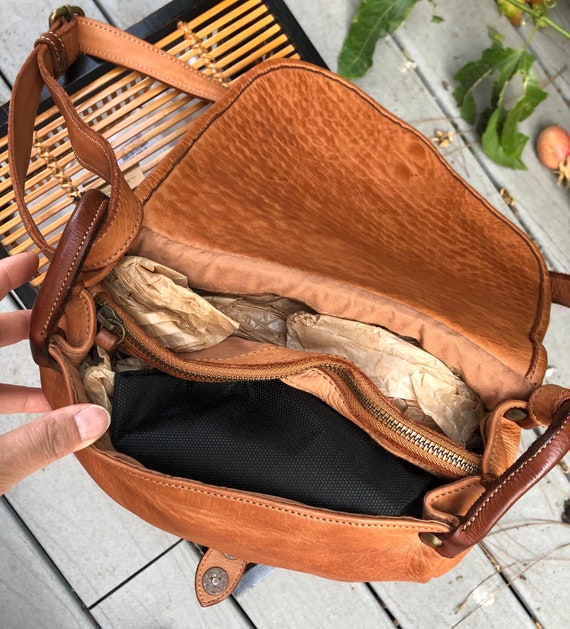 New, Italian Distressed hand woven leather saddle bag Gem