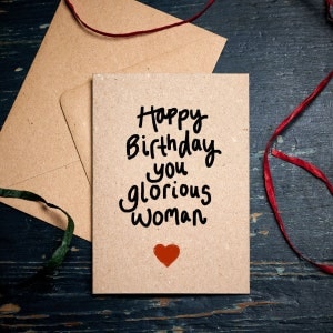 Cartão de aniversário engraçado / Feliz aniversário, mulher gloriosa / para ela cartão / cartão ecológico