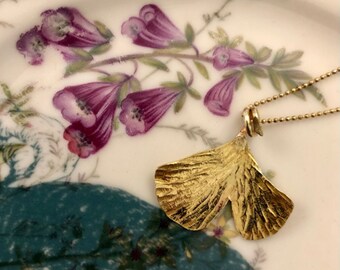 Ginkgo leaf necklace in brass, ginkgo biloba leaf.