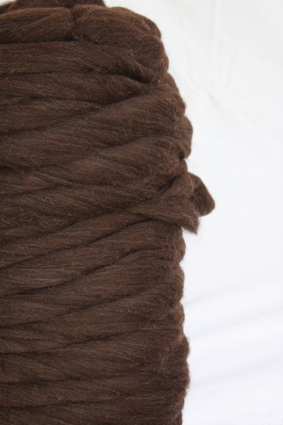 22lb Wholesale Roving Wool , Natural Un-dyed Dark Brown CHUNKY YARN, Big  Yarn, Giant Yarn Wool Fiber Chunky Knit Blankets Bulk Wool Spinning 
