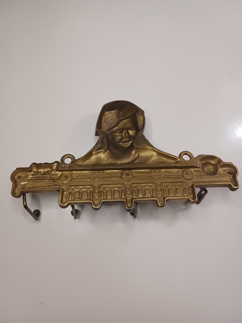 Rare Vintage Brass African American Depiction Of Black Lady 19th Century Tie Hanger Wall Decor. 11.5 x 7 image 10