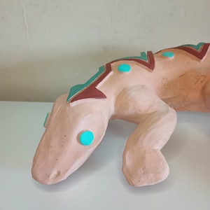 Large Beautiful Vintage Gecko/Lizard Sculpture.10&quot; x 6.5&quot; x 3&quot;