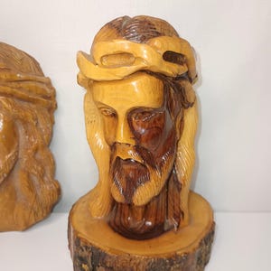 2 Beautiful Hand Carved Wooden Jesus Sculptures. 3.5&quot; x 5.5&quot; 3.5&quot; x 4.5&quot;