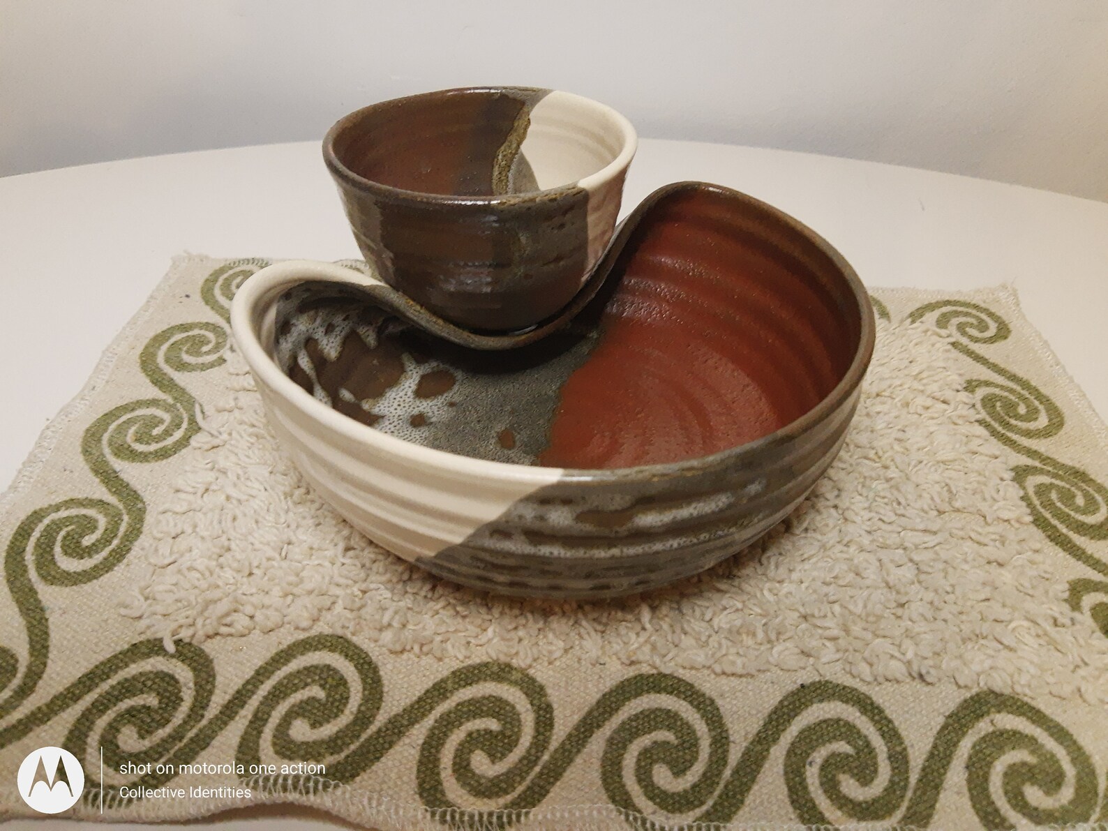 Pottery chip & dip bowl. Beautifully hand crafted. 7 x Etsy
