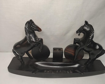 Hand Carved Horse Pen Holder. 10" x 5"