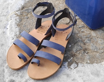Sandalo con cinturini alla caviglia, Sandali da donna, Sandali in pelle, Sandali eleganti / Stelida