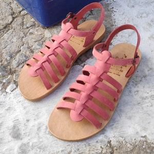 Gladiator Sandalen aus Leder | Antike griechische Sandalen | Pinker Gladiator | Natürliches Pflanzliches Leder