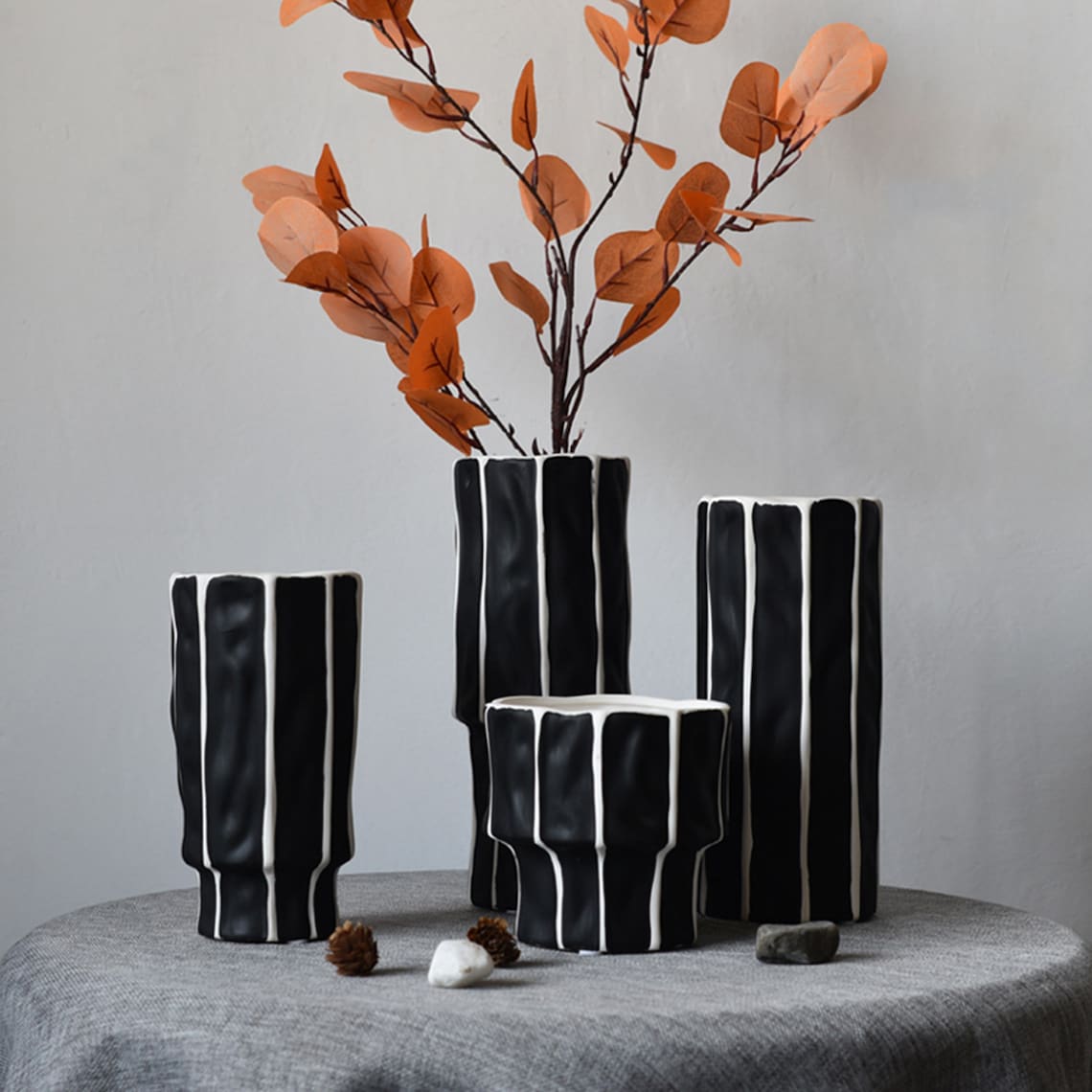 SchwarzWeiß Gestreifte Keramik Vase Stump Stand Vase Etsy