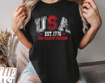 4Th Of July Usa 250 Years Freedom Shirt, Retro 4Th Of July Usa 250 Years Freedom Graphic Tee, Comfort Colors Trendy Custom Print Top, 176018
