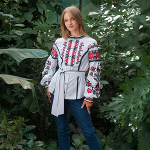 Vyshyvanka Embroidered Ukrainian Blouse White Linen Bohemian Blouse spring Ethnic blouse Flower shirt Boho Chic Mexican Kaftan Abaya