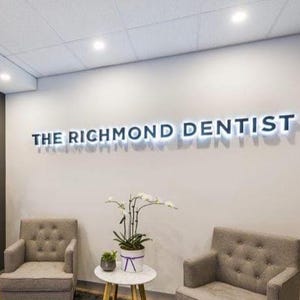 3D metal indoor sign.
made of stainless steel.
color is black
backlight color is warm white.
1 inch away from the wall.
letter depth is 1 inch.