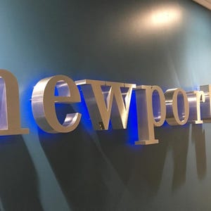 3D metal indoor sign.
made of stainless steel.
color is brushed silver
backlight color is blue.
1 inch away from the wall.
letter depth is 1 inch.