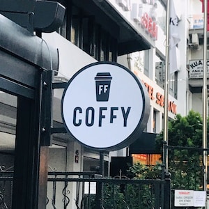 Double Sided Custom Round Exterior Circle Sign and Illuminated Round Light Box, Blade signage, embossing Logo Bussines Cafe Logo Sign