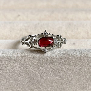 Garnet Ring, princess themed ring, natural garnet ring, red stone ring, garnet jewelry for women, cute gift for her, aesthetic jewelry