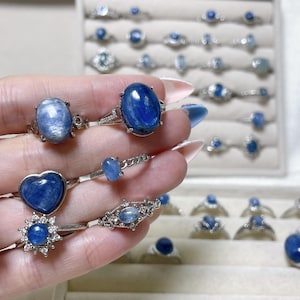 Kyanite ring, Kyanite crystal jewelry, healing crystal, blue crystal jewelry, deep blue gemstone ring, oval stone ring, natural kyanite