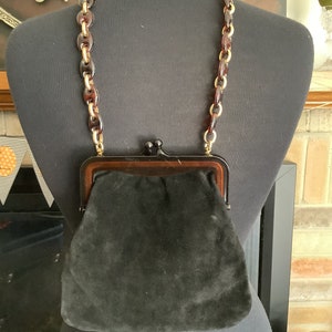 Vintage 1960s purse with lucite chain