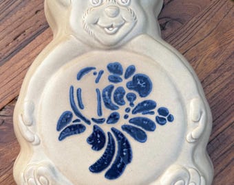 Pfaltzgraff Yorktowne Vintage Teddy Bear jello Mold Stoneware Baking cake pan