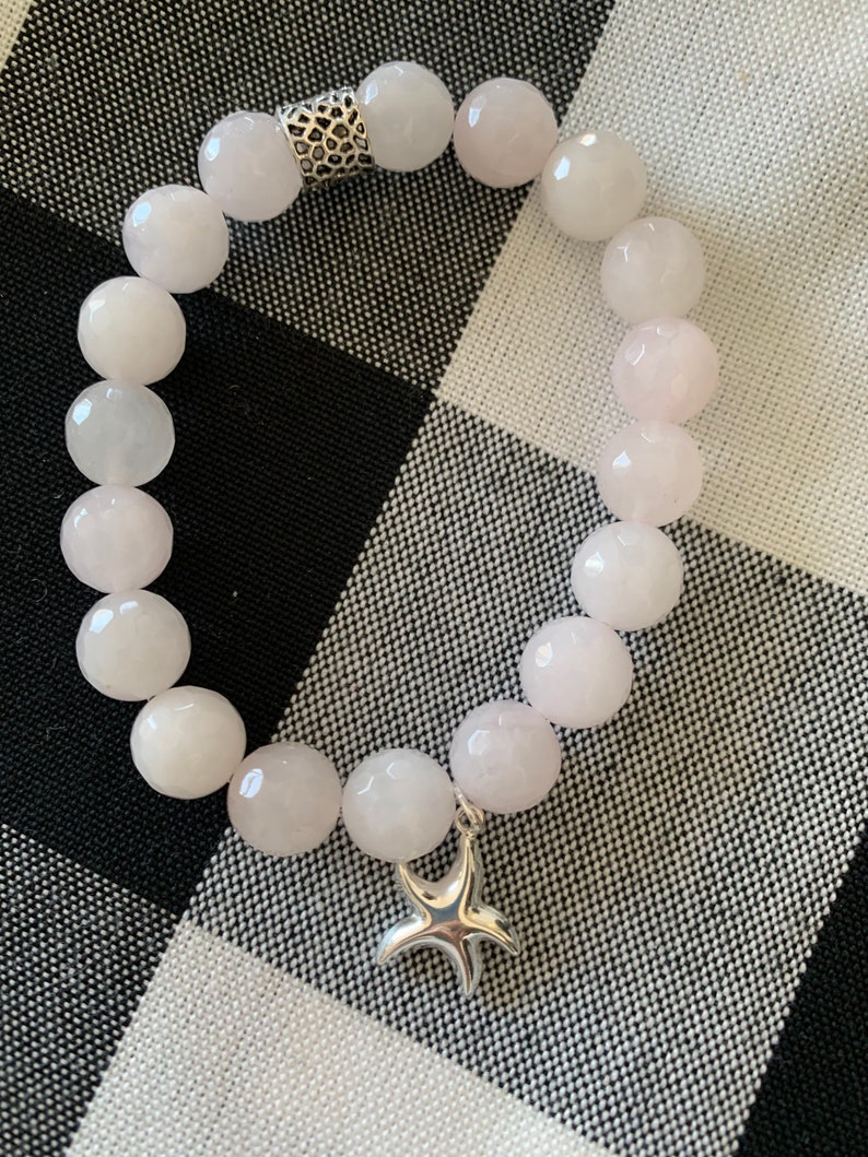 Rose quartz beaded bracelet