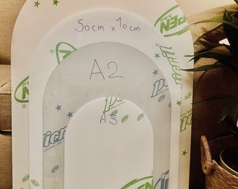 Blank Acrylic Arch Sign. Perfect To Personalise For Weddings, Birthdays, Baby Shower etc. Available In White, Frosted, Clear Or Black.