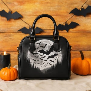 Gothic Full Moon Crossbody Bag – Halloween Bats Purse – Spooky Shoulder Bag – Witchy Aesthetic Handbag – Gothic Gift for Her