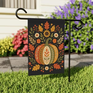 Fall Garden Flag, Folk Art Pumpkin Flag, Autumn Harvest Decor, Farmhouse Outdoor Decor, Thanksgiving Yard Flag, Cottagecore Garden Flag image 6