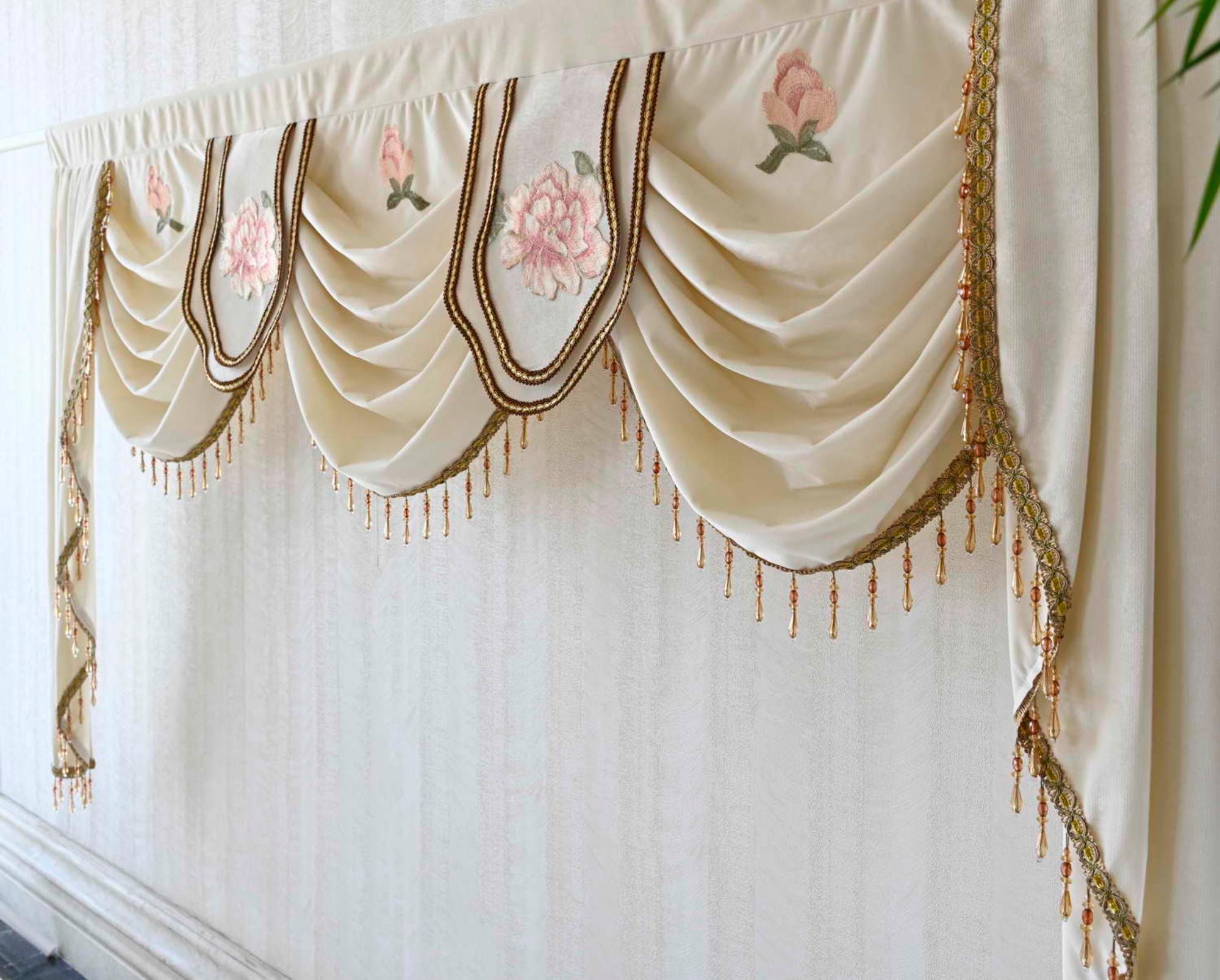 Loom And Mill Mantovana Jacquard - Cascata Damascata Con Nappe 99 Pollici
