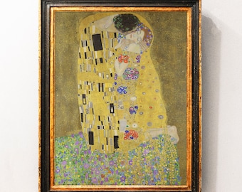 Gustav Klimt - "The Kiss" Reproduction Digital Print Instant Download - Painting Photo Poster Print Art Gift Wall Decor Famous Love