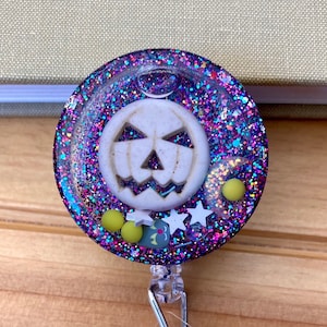 Halloween Badge Reel, Resin Shaker Badge Reel, Jack O Lantern, Teacher Gift, Gift for Nurse Doctor, Retractable ID Holder, Fall Badge Holder