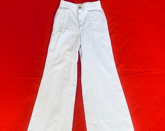 VINTAGE 1970s Weiße Gebürstete Baumwollschlaghose mit hohem Bund