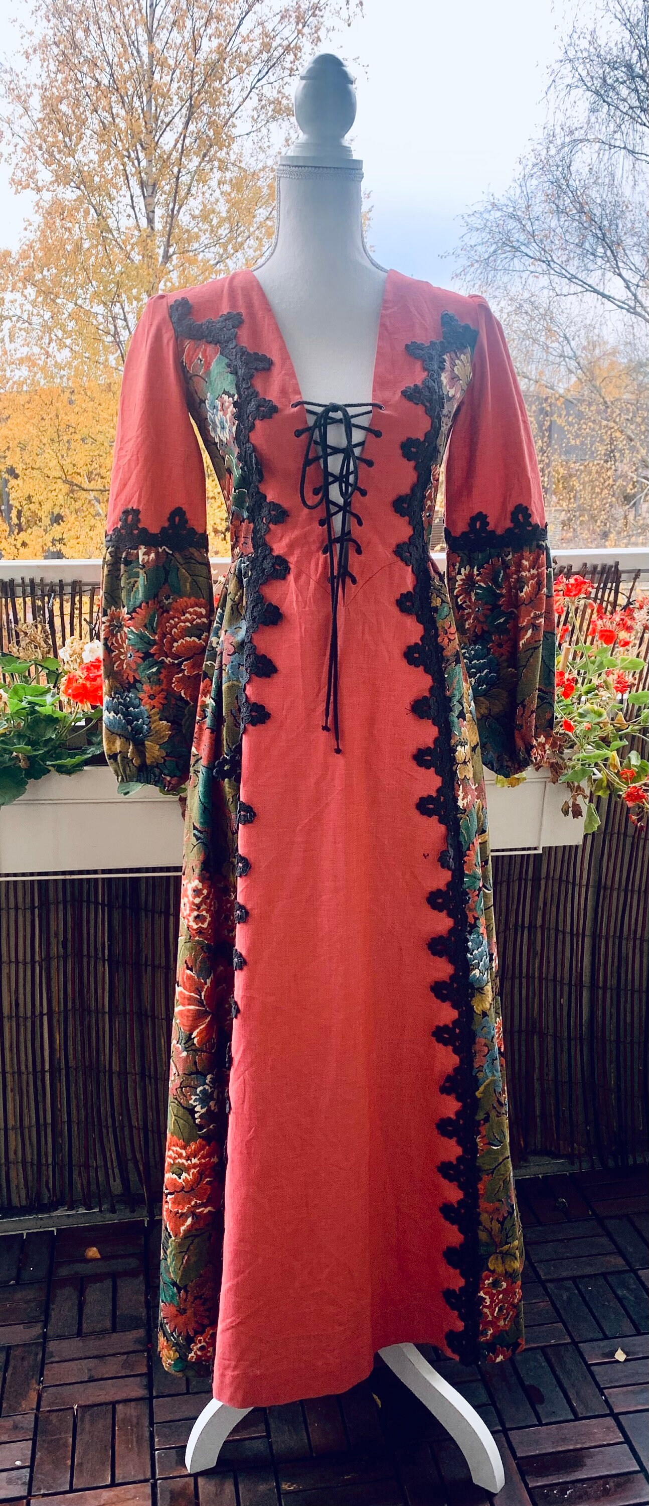 ジェン先生、arts&science long gather dress rennes — Arts & Science | Gather Combi Dress in Black