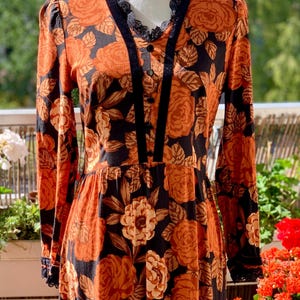 VINTAGE 1970s Kaisu Heikkilä Floral Print Dress / Finnish / Cottagecore