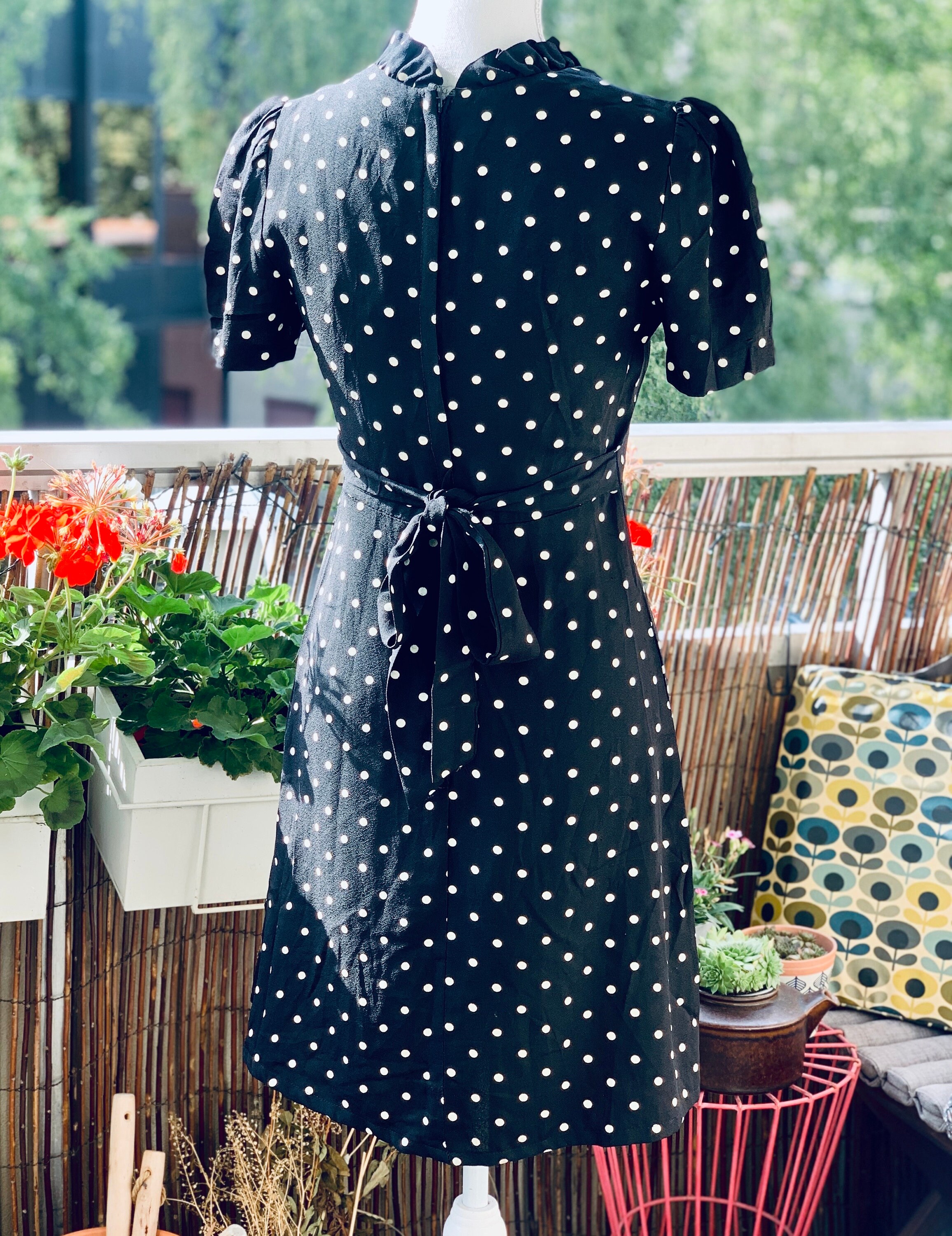 VTG 1970s Black Polka Dot Dress With Puff Sleeves / Biba Style / Bus