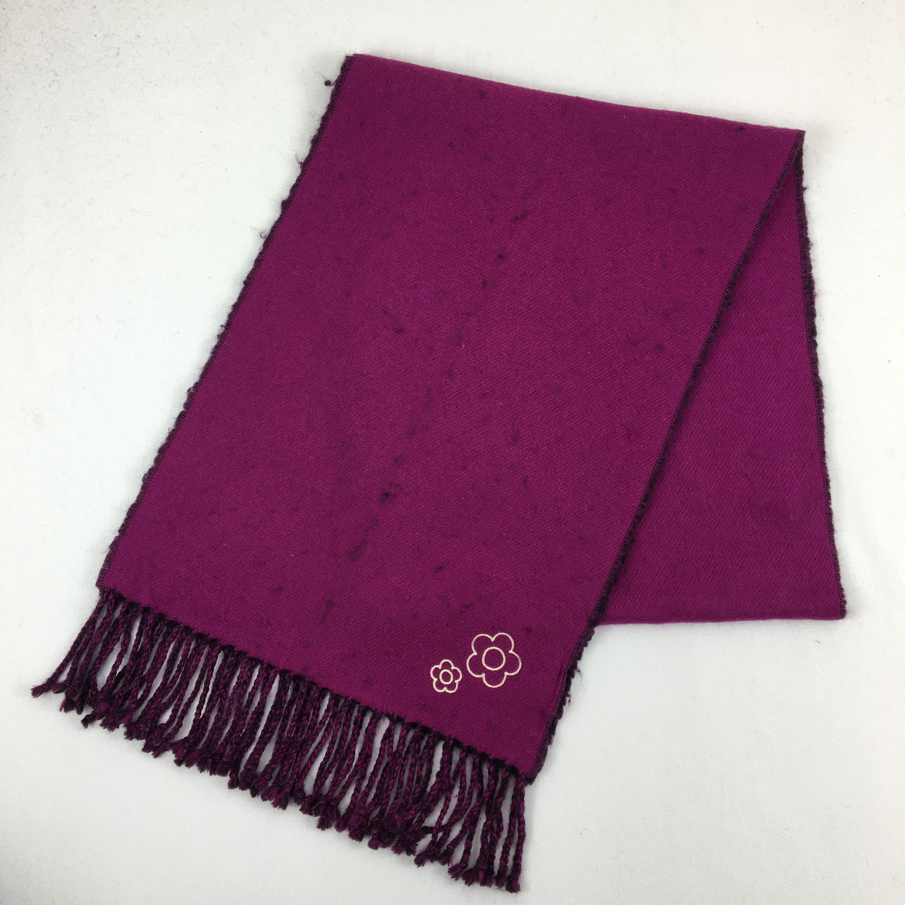 【MARGARIN FINGERS】24fw HEART EMBROIDERY WOOL MUFFLER MARGARIN FINGERS | International Store