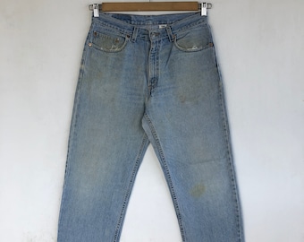 W32 Vintage Levis 505 Dirty Jeans Womens Ultra High Waisted Pants Levis Medium Wash Denim Regular Fit Straight Boyfriend Jeans Size 32x32
