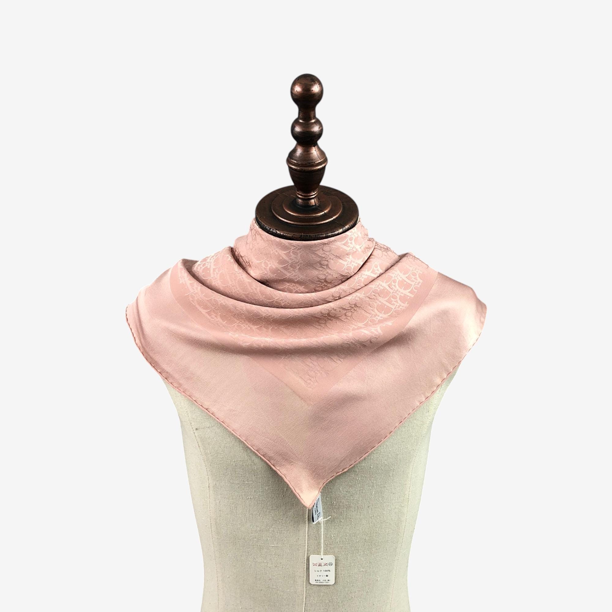 小物 Christian Dior vintage trotter scarf NWT Vintage Christian Dior Trotter Silk Square Scarf Vintage Dior