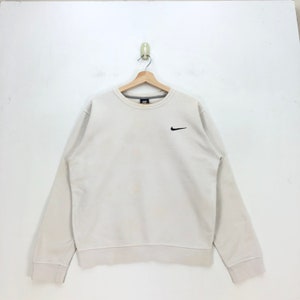 Vintage Y2K Nike Sweatshirt Pullover Medium Nike Swoosh Baggy Sweater Nike Crewneck Jumper White Cream Color Oversized Pullover Size M