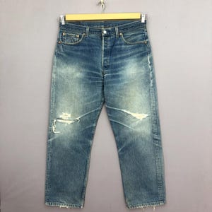 W36 Vintage Levis 501 Ripped Faded Jeans 80er Jahre Levi&#39;s Distressed High Rise Hose Distressed Levis Light Wash Denim Levis Mom Jeans Größe 36X28