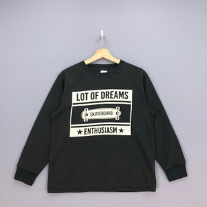 Vintage Skateboard Enthusiast Sweatshirt Skateboarding Crewneck Skate Sweater Hip Hop Style Skater Surfwear Pullover Jumper Small Size S