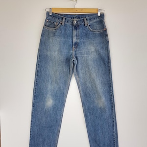 W33 Vintage Levis 501 Released Hem Denim 90s Levi&#39;s Faded Light Wash Straight Pants Womens High Rise Classics Levis Mom Jeans Size 33x36