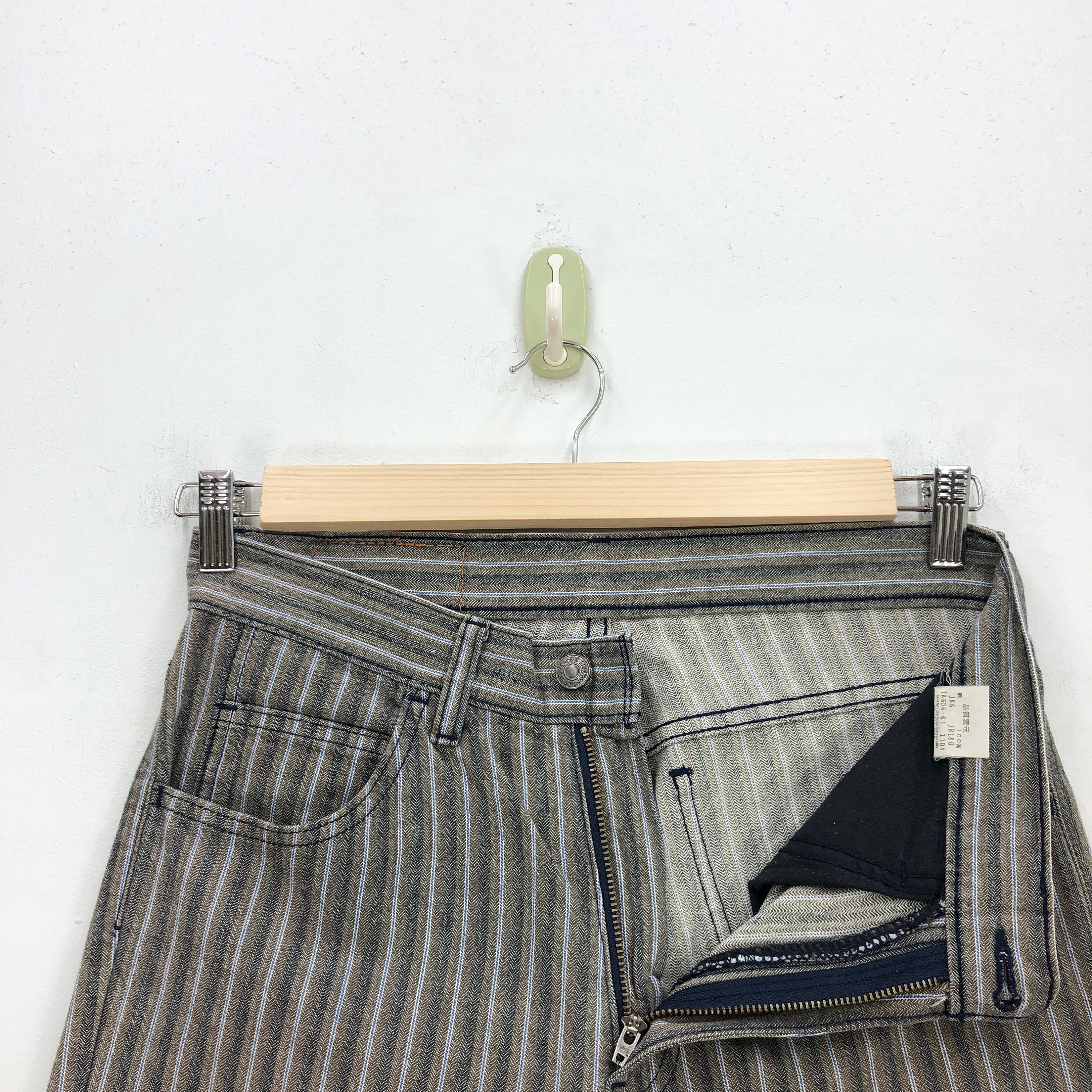 新品未使用!!【LEVI'S VINTAGE CLOTHING 606】W 30 LEVI'S VINTAGE CLOTHING LVC 606 SUPER SLIMS JEAN MADE IN US