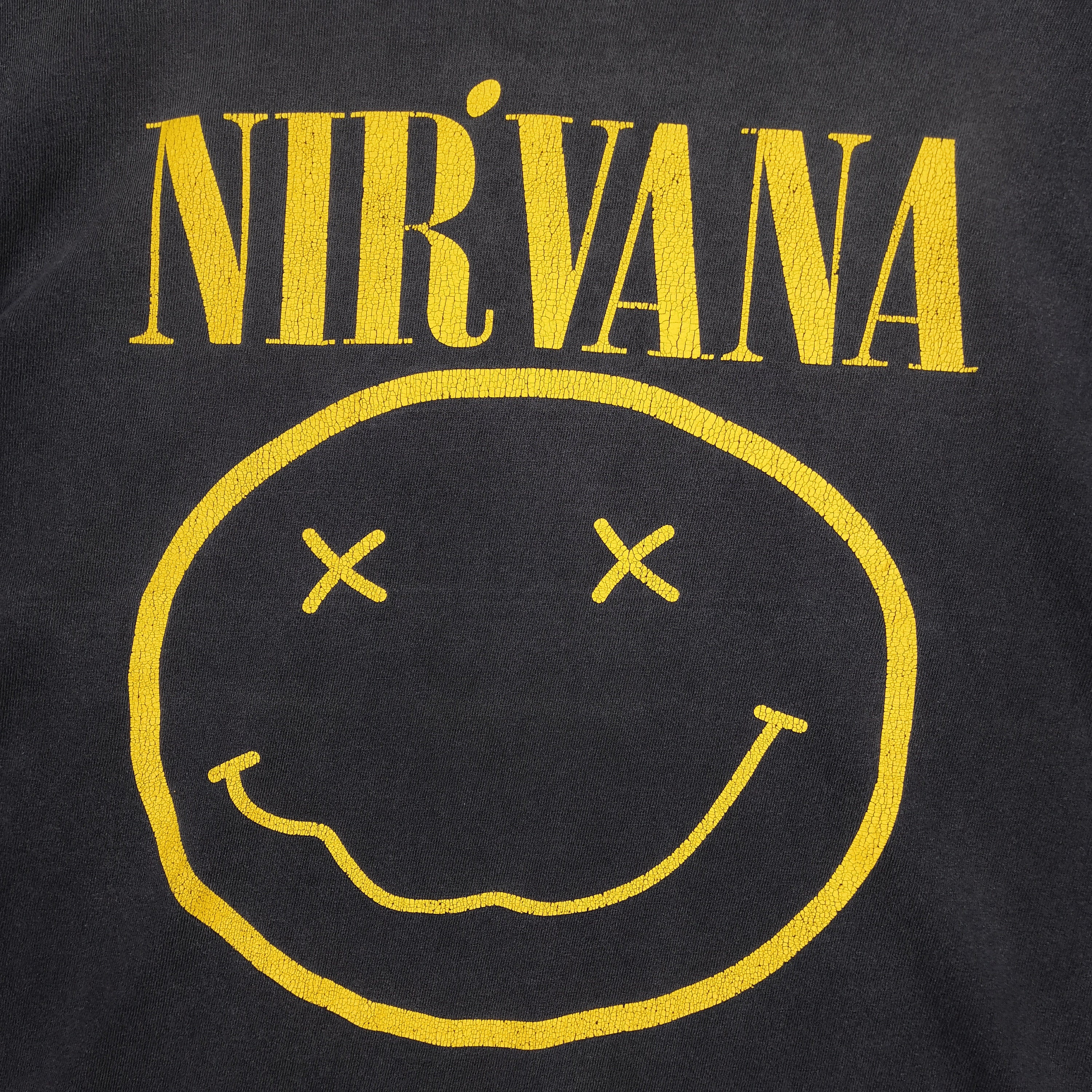 Vintage Nirvana T-shirt 90s Nirvana Nevermind Underground Vintage Nirvana T-shirt 90s Nirvana Nevermind Underground