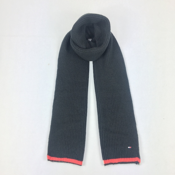 tommy hilfiger muffler