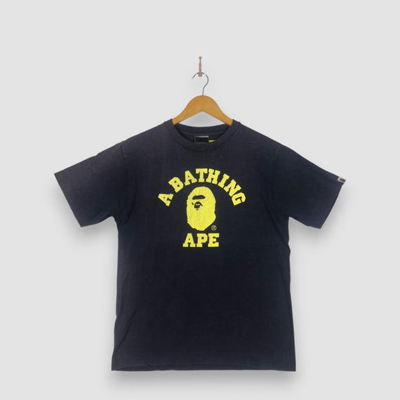 Vintage A Bathing Ape T-shirt Medium Bape Head Worldwide