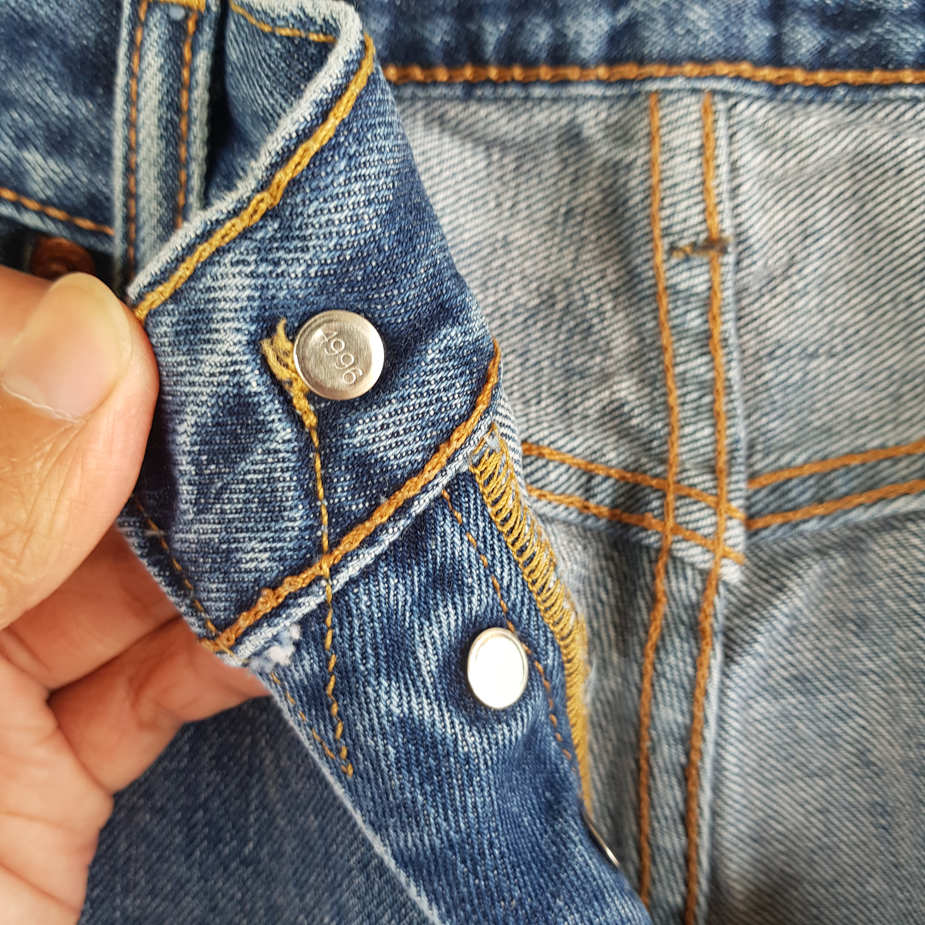 W32 Vintage Levis 501 Released Hem Jeans Distressed Levis W32 Vintage Levis 501 Released Hem Jeans Distressed Levis