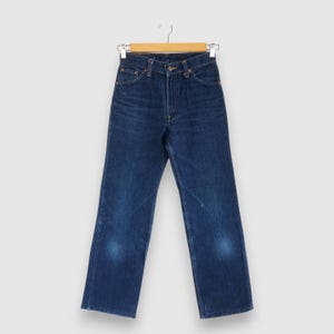 W26 Vintage Levi&#39;s 505 High Waisted Jeans 90s Levis Girlfriend Dark Blue Straight Leg Denim Pants Classic Levis Mom Jeans Size 26x27